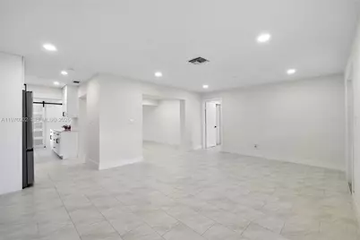 3740 NW 9th Ct, Lauderhill, FL 33311 - Photo 9