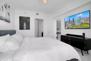 488 NE 18th St, Miami, FL 33132 - Photo 13