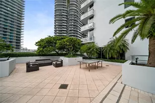 1060 Brickell Ave, Miami, FL 33131 - Photo 29