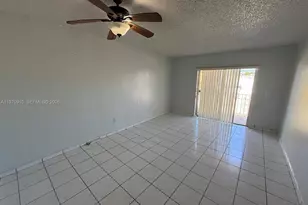 1051 SW 1st St, Miami, FL 33130 - Photo 5