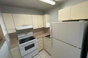 1051 SW 1st St, Miami, FL 33130 - Photo 1