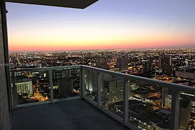 253 NE 2nd St #4303, Miami, FL 33132 - Photo 1