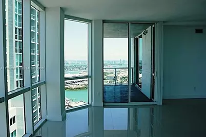 253 NE 2nd St #4303, Miami, FL 33132 - Photo 9