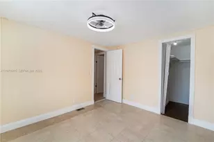 730 NW 214th Ave, Pembroke Pines, FL 33029 - Photo 9
