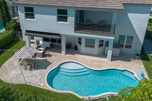 2556 Jardin Manor, Weston, FL 33327 - Photo 19