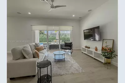2556 Jardin Mnr, Weston, FL 33327 - Photo 7