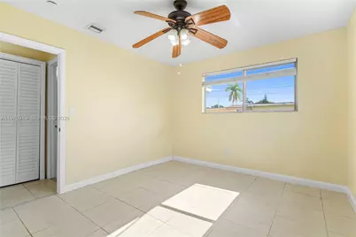 1831 SW 97th Ter, Miramar, FL 33025 - Photo 15
