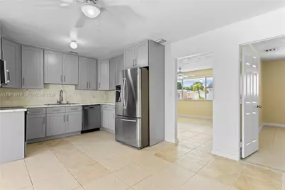 1831 SW 97th Ter, Miramar, FL 33025 - Photo 19