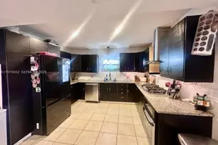 700 SW 44th Pl, Miami, FL 33134 - Photo 23