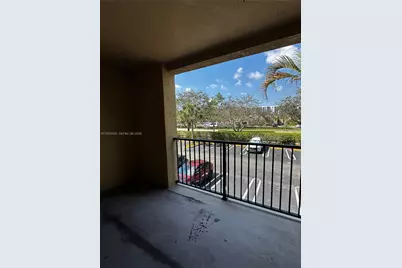 977 Riverside Dr #221, Coral Springs, FL 33071 - Photo 9