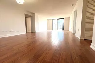 210 174th St, Sunny Isles Beach, FL 33160 - Photo 7