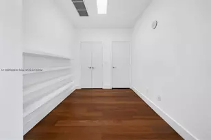 888 Biscayne Blvd, Miami, FL 33132 - Photo 11