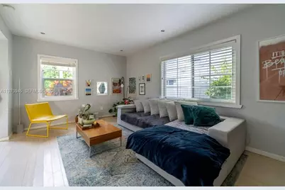 1061 Michigan Ave #4, Miami Beach, FL 33139 - Photo 5