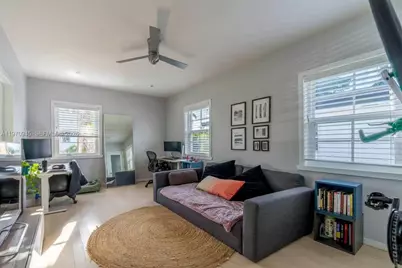 1061 Michigan Ave #4, Miami Beach, FL 33139 - Photo 7