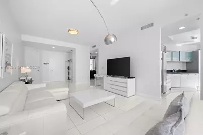 18201 Collins Ave #4709, Sunny Isles Beach, FL 33160 - Photo 9