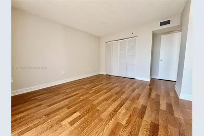 210 174th St #1205, Sunny Isles Beach, FL 33160 - Photo 27