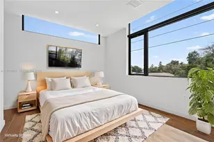 529 NE 61st St, Miami, FL 33137 - Photo 13