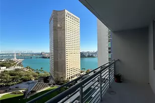 325 S Biscayne Blvd, Miami, FL 33131 - Photo 9