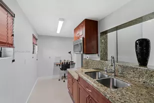 830 SW 93rd Ave, Miami, FL 33174 - Photo 31