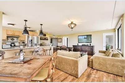 1500 Presidential Way #804, West Palm Beach, FL 33401 - Photo 9