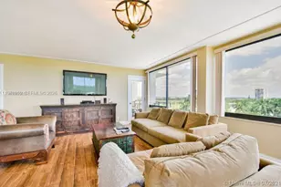 1500 Presidential Way, West Palm Beach, FL 33401 - Photo 5