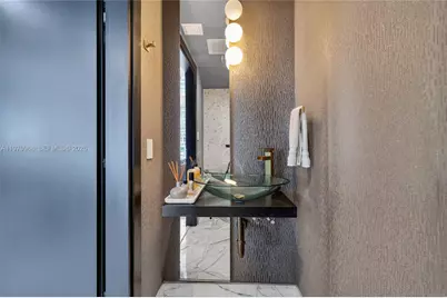 200 Biscayne Boulevard Way #1108, Miami, FL 33131 - Photo 29