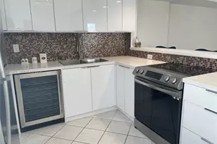 7705 Abbott Ave, Miami Beach, FL 33141 - Photo 5