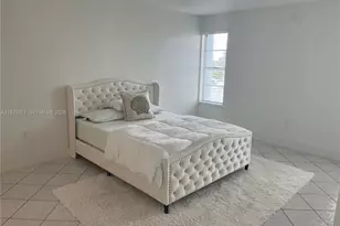 7705 Abbott Ave, Miami Beach, FL 33141 - Photo 7