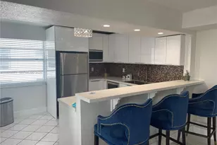 7705 Abbott Ave, Miami Beach, FL 33141 - Photo 17