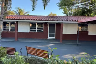 470 NE 127th St, North Miami, FL 33161 - Photo 41