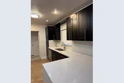 470 NE 127th St, North Miami, FL 33161 - Photo 29