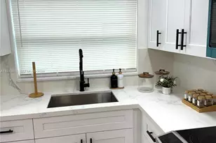 14335 SW 109th Ct, Miami, FL 33176 - Photo 21