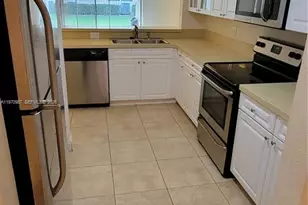 8292 NW 24th St, Coral Springs, FL 33065 - Photo 17