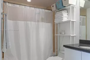 90 SW 3rd St, Miami, FL 33130 - Photo 19