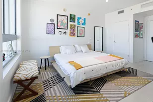 90 SW 3rd St, Miami, FL 33130 - Photo 15