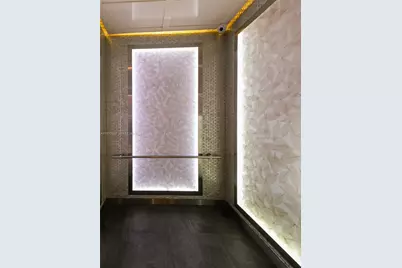 90 SW 3rd St #1611, Miami, FL 33130 - Photo 5