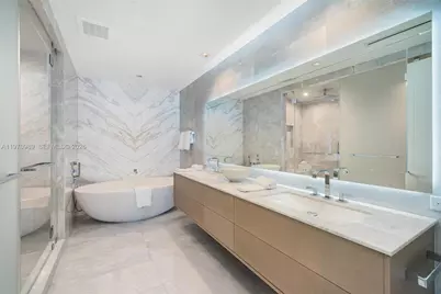 18501 Collins Ave #2003, Sunny Isles Beach, FL 33160 - Photo 35