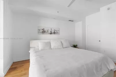 253 NE 2nd St #1007, Miami, FL 33132 - Photo 17