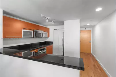 253 NE 2nd St #1007, Miami, FL 33132 - Photo 9