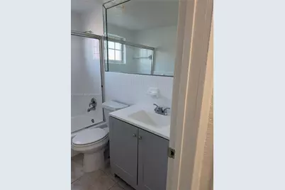 105 NE 12th Ave #21, Hallandale Beach, FL 33009 - Photo 11
