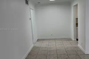 105 NE 12th Ave, Hallandale Beach, FL 33009 - Photo 3