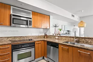 9066 SW 73rd Ct, Miami, FL 33156 - Photo 9