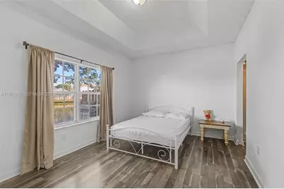 10116 SW 162nd Pl, Miami, FL 33196 - Photo 15