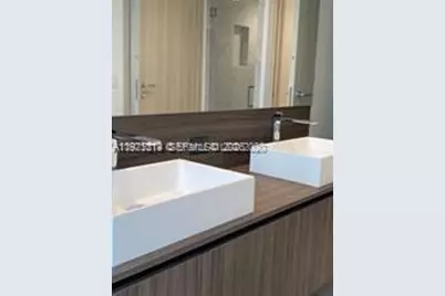 1000 Brickell Plz #3312, Miami, FL 33131 - Photo 17