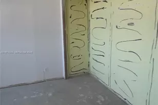 2881 NE 33rd Ct, Fort Lauderdale, FL 33306 - Photo 13