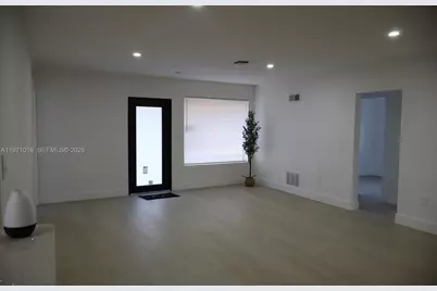 18712 NW 23rd Ct, Miami Gardens, FL 33056 - Photo 21