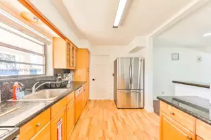 [Address not provided], Miami, FL 33180 - Photo 13