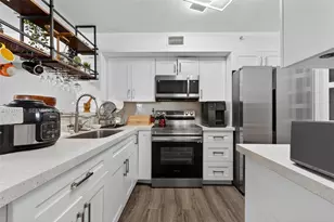 2133 Renaissance Blvd, Miramar, FL 33025 - Photo 11