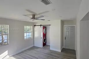 941 NE 154th St, North Miami Beach, FL 33162 - Photo 7