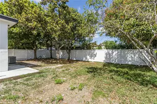 941 NE 154th St, North Miami Beach, FL 33162 - Photo 53